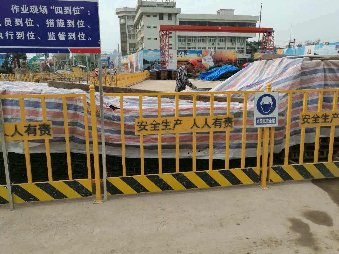 1523151404246313.jpg 護欄網(wǎng),市政護欄網(wǎng),欄網(wǎng)廠家