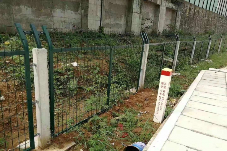 信號(hào)隔離柵